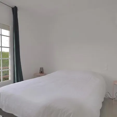 Asinellas, 3 Chambres, Jardin, 150m De La
